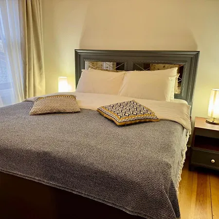 Βίλα Nostalgic & Comfortable Historical Home!