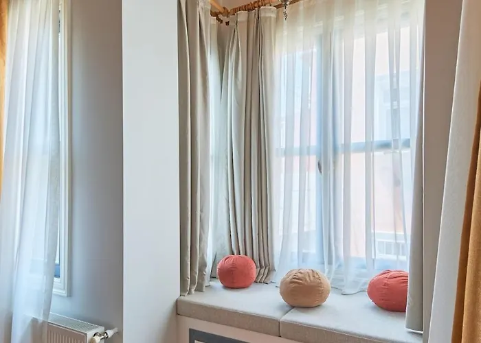 Вилла Nostalgic & Comfortable Historical Home! *