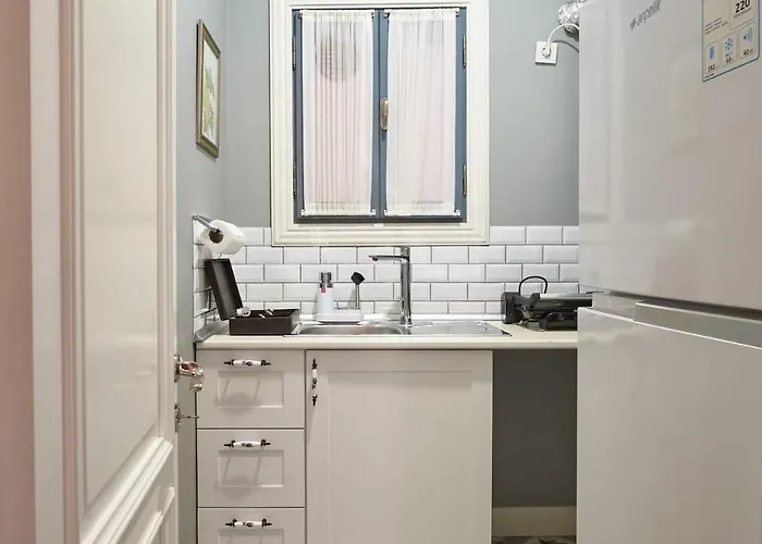 Вилла Nostalgic & Comfortable Historical Home! *