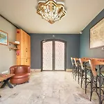 Nostalgic & Comfortable Historical Home! Вилла