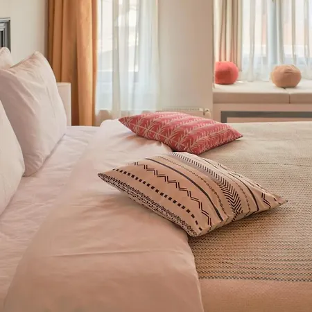 Nostalgic & Comfortable Historical Home! Vila *