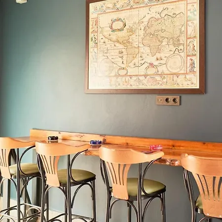 Vila Nostalgic & Comfortable Historical Home! *