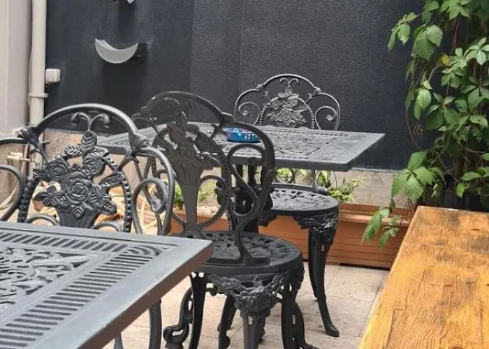 Nostalgic & Comfortable Historical Home!