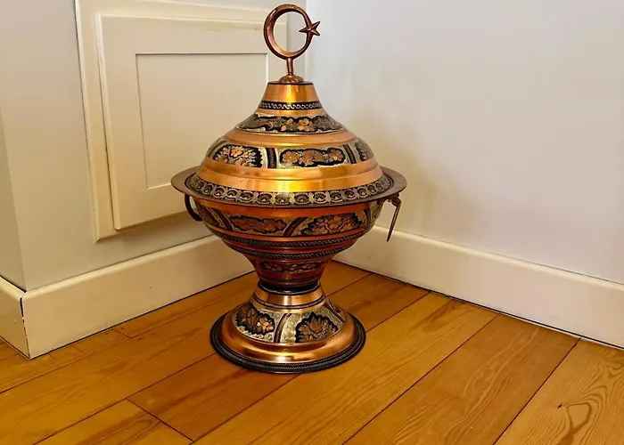 Villa Nostalgic & Comfortable Historical Home! Istanbul