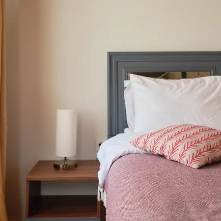 Nostalgic & Comfortable Historical Home! İstanbul