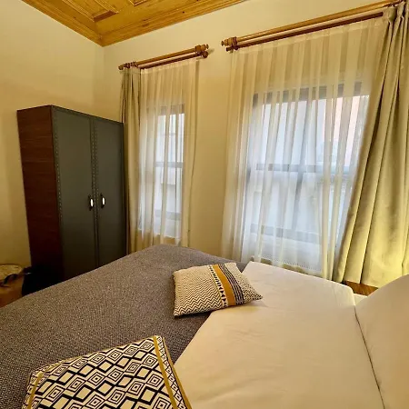 Вилла Nostalgic & Comfortable Historical Home!
