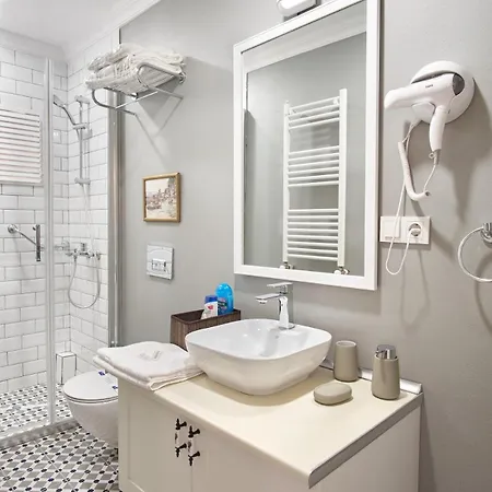 Nostalgic & Comfortable Historical Home! Villa Istanbul