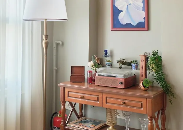 Nostalgic & Comfortable Historical Home! Βίλα *